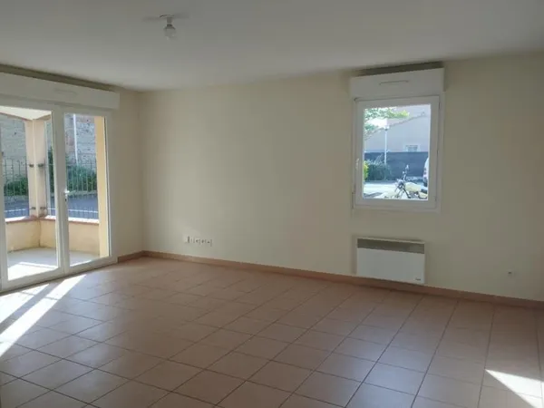 APPARTEMENT T3 REZ DE CHAUSSEE