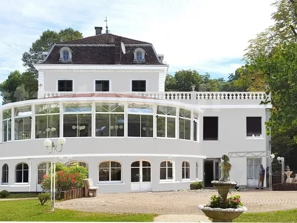 Maison 12 pièces 846 m²