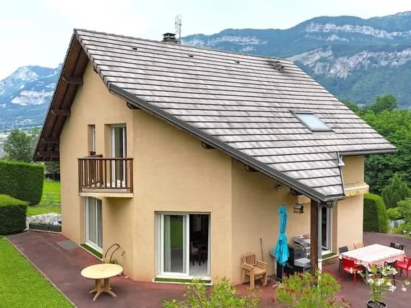 MAISON 5 PIECES DE 125M2 SUR SOUS-SOL DE 64M2