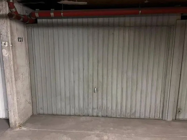 Parking 17 m²