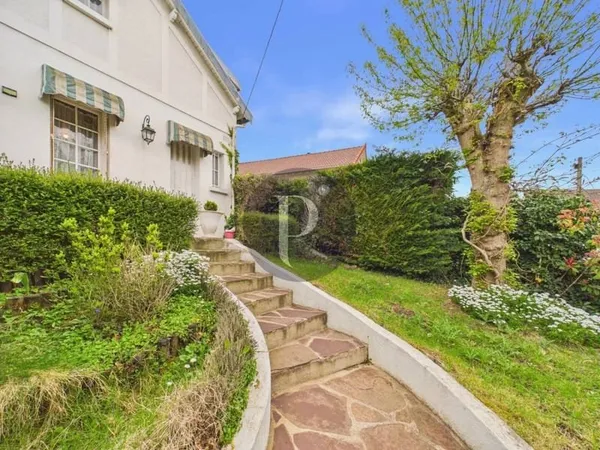 Maison 4 pièces 85 m²