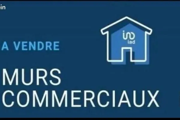 Local commercial 4 pièces 480 m²
