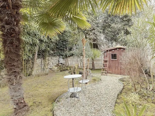 Maison 6 pièces 215 m²