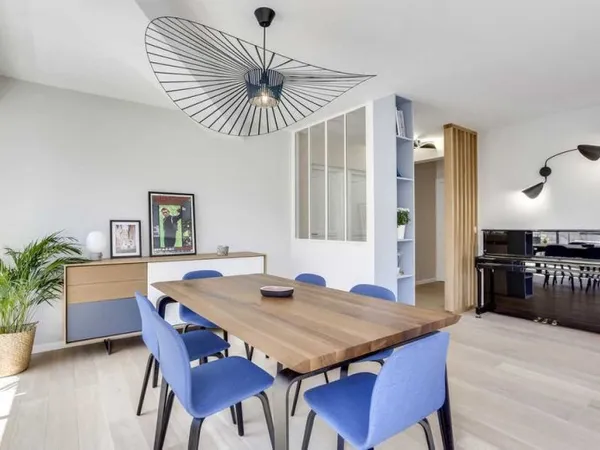 Beau T2 lumineux terrasse bords de Seine et face au Bois de Boulogne et Bagatelle avec parking