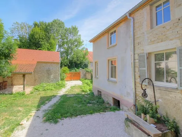Til Chatel - Superbe Maison Rénovée avec Studio et Jardin