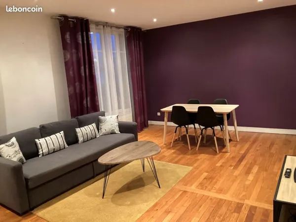 Appartement meublé avec parking et cave - 55 m2 - Suresnes, limites Puteaux