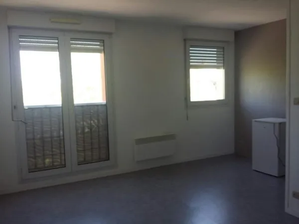 Studio 1 pièce 26 m²