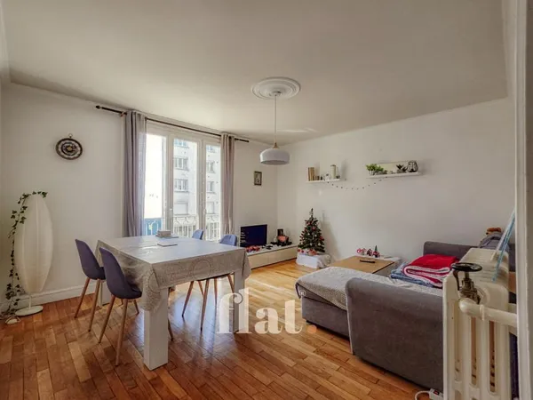 Appartement T4+GARAGE + CAVEAU / Route de Vannes - Longcham