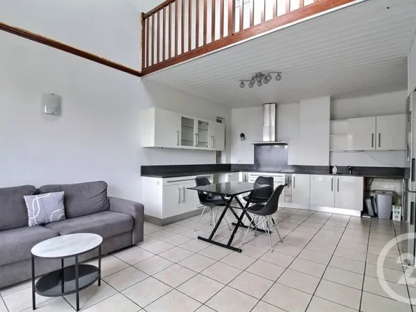 Appartement 4 pièces 81 m²
