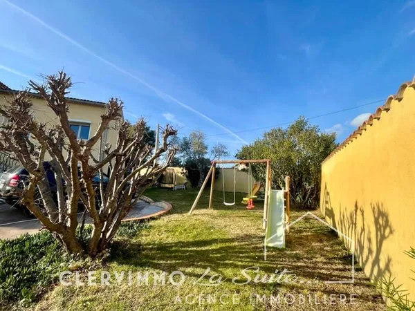 T6 avec jardin au Rez-de-chaussé sur deux étages avec pisci