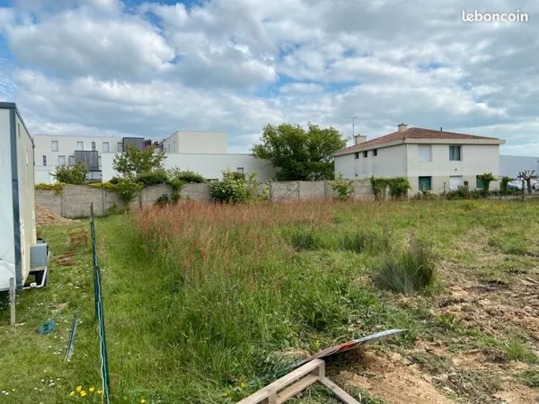 Terrain St Gilles croix de vie 160000