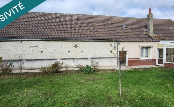 Jolie maison proche centre bourg terrain clos