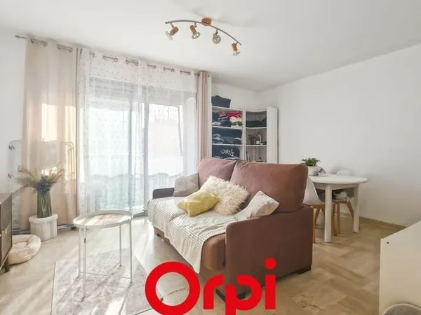 Studio 1 pièce 24 m²