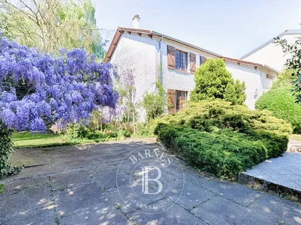 Vente maison avec jardin - Manom