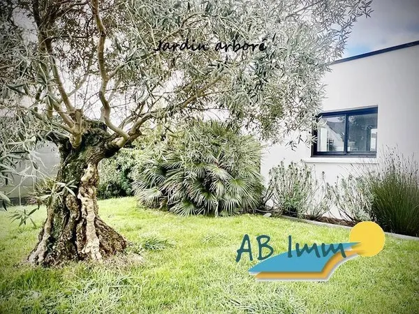 Maison 7 pièces 184 m²