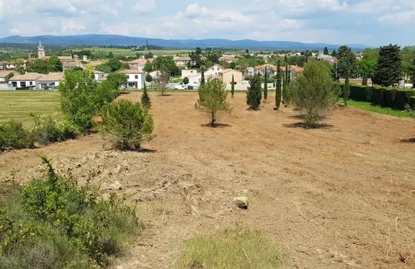 Terrains à bâtir à VILLEGAILHENC, LE CHANT DES PINSONS. 400m2
