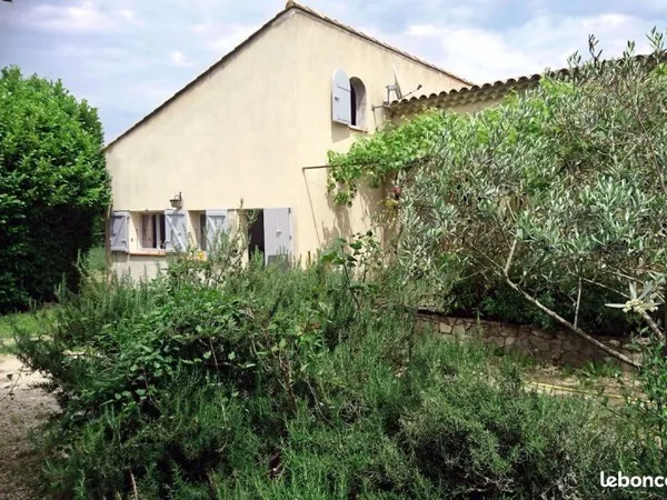 Colocation étudiante t3 meublé 60m2, jardin, Aix Nord