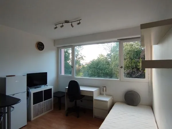 Location studio meublé