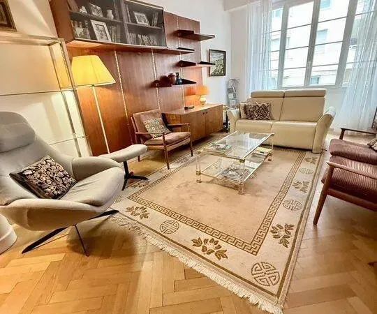 Appartement 2 pièces 72 m²