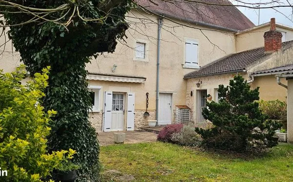 Maison de bourg proche Argenton-sur-Creuse DF-553-A