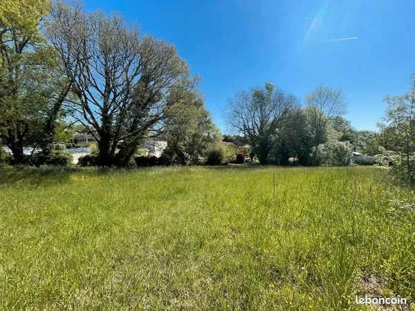 Terrain 1 450 m² Villaries
