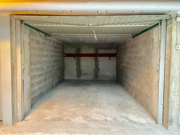 Parking 15 m²
