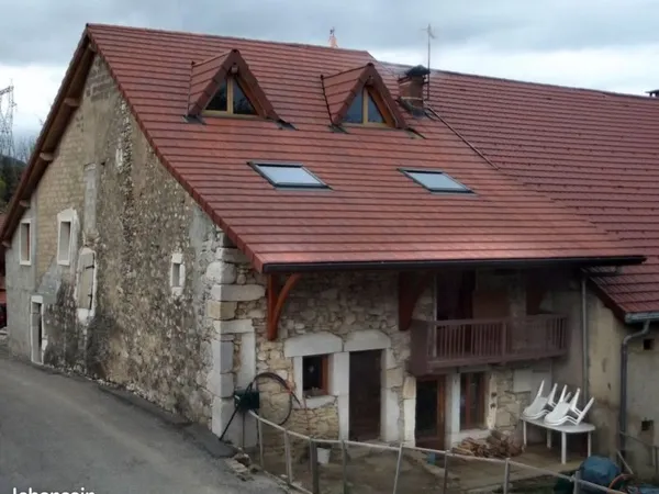 2. ✨ Maison de village avec toit refait + terrain - Projet idéal