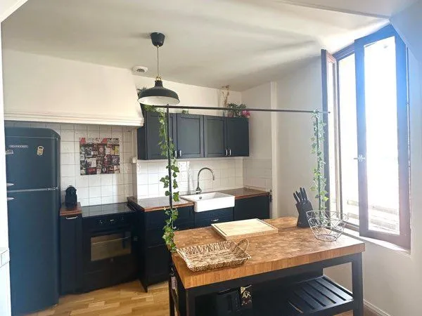 A louer - T3 meublé lumineux au coeur d'Aubagne (45 m²)