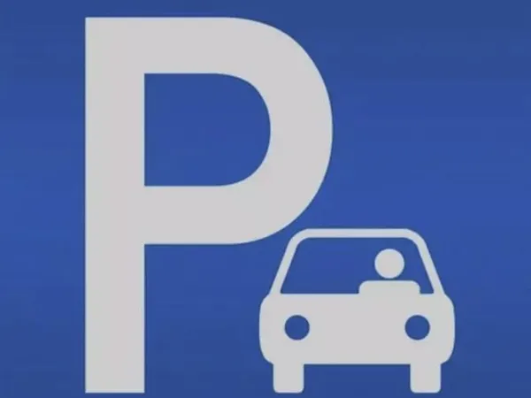 Parking 13 m²