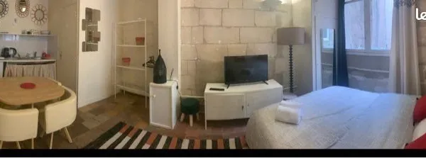 Studio meublé tout inclu hyper centre