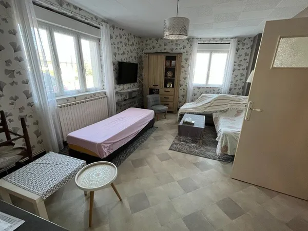 MAISON EPINAL 6 CHAMBRES A RENOVER
