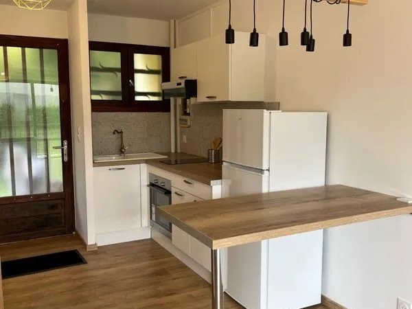 Studio meublé libre de suite