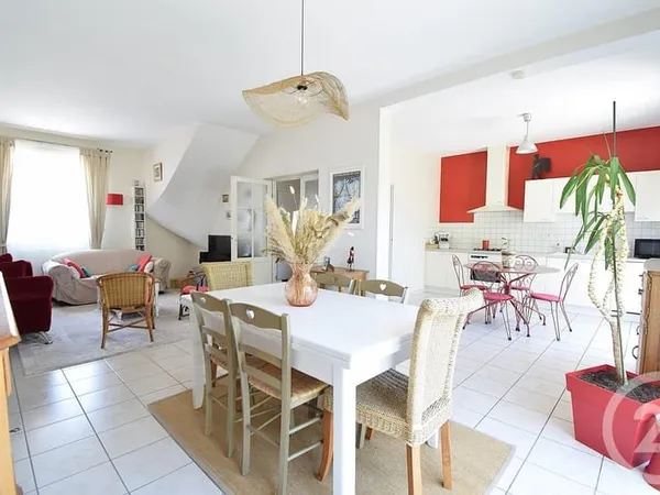 Maison 6 pièces 112 m²