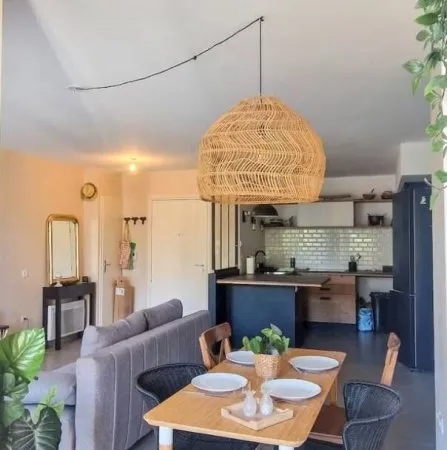Loue appartement charmant type 3 - 69m² - Proche Luminy Calanques