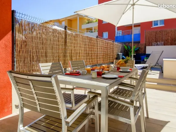 Magnifique duplex 3 Pièces avec Jardin et Piscine