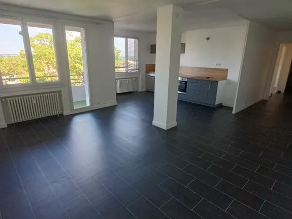 T3 74m2 rue de l'Héritan