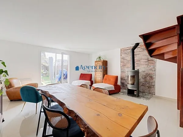 MAISON A VENDRE AU CENTRE-VILLE !!!