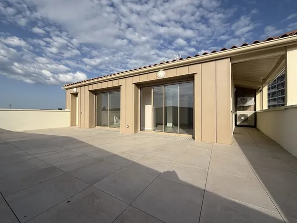 AGEN CENTRE - APPARTEMENT D'EXCEPTION T5 AVEC TERRASSE ET GR