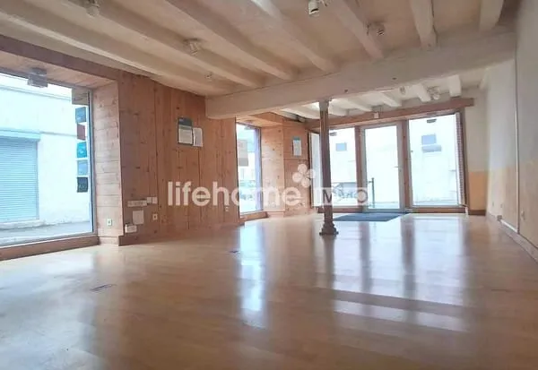 IMMEUBLE, 156m2, Centre ville LE BLANC