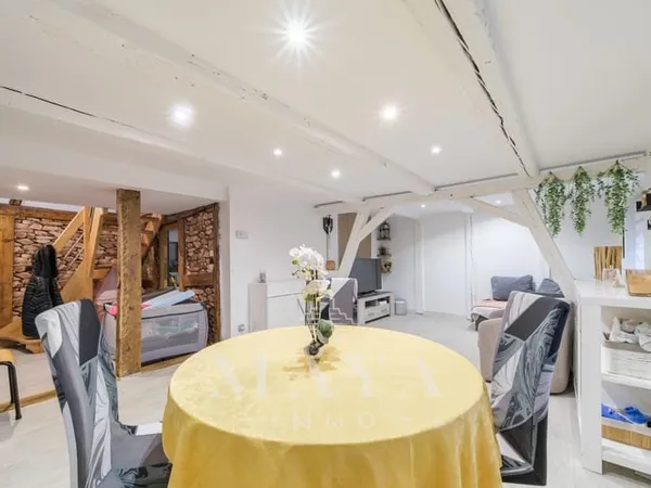 SIERENTZ, Maison 112m2 avec dépendance sur 5.81 ares.