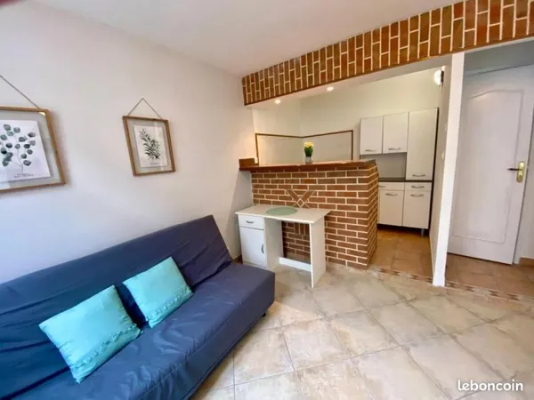 Studio 1 pièce 21 m²