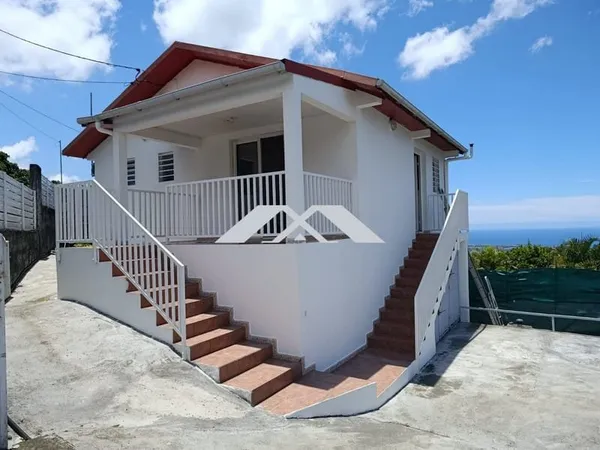 Maison F4 avec jardin à La Rivière Saint Louis