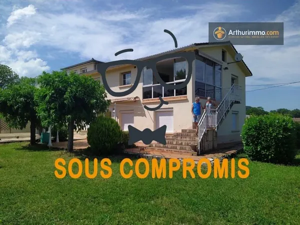 Maison 8 pièces 270 m²