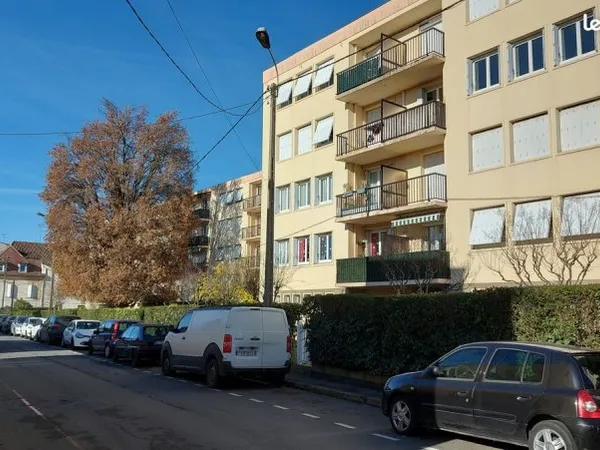 🏡 Appartement T3 - 65 m²- Vendu loué- Quartier calme proche centre ville