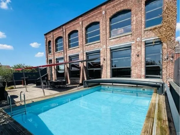 Loft d'exception 300 m² avec piscine - Secteur calme à Caudry