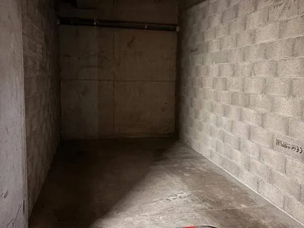 Stationnement Location Bron   80€