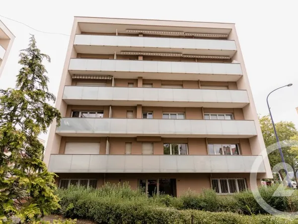Appartement 5 pièces 122 m²
