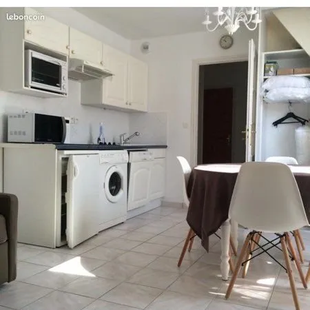 Appartement F2 avec emplacement parking