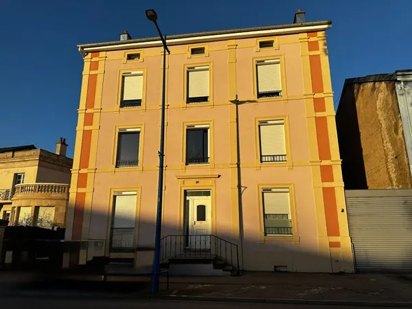 A LOUER - THAON LES VOSGES - Appartement T2 - 48 m² - Parking