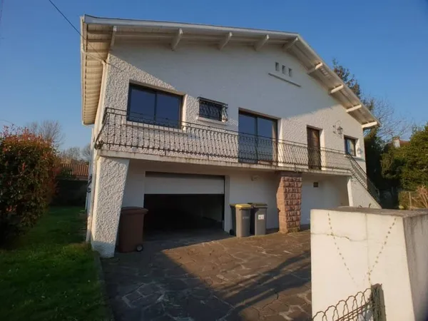 Maison 6 pièces 180 m²